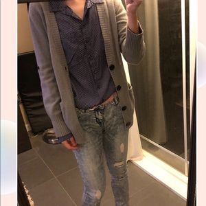 dot shirt. Feels like S